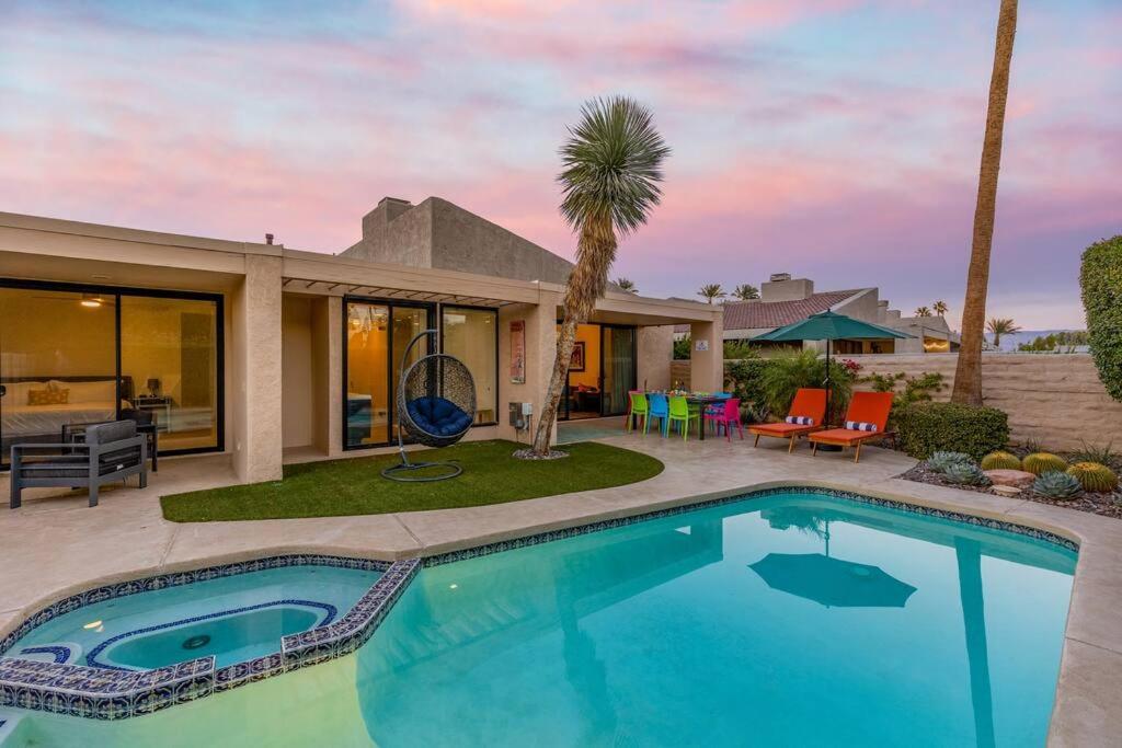 The Sunset House Pool & Spa Palm Springs Extérieur photo