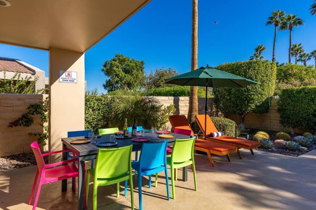 The Sunset House Pool & Spa Palm Springs Extérieur photo