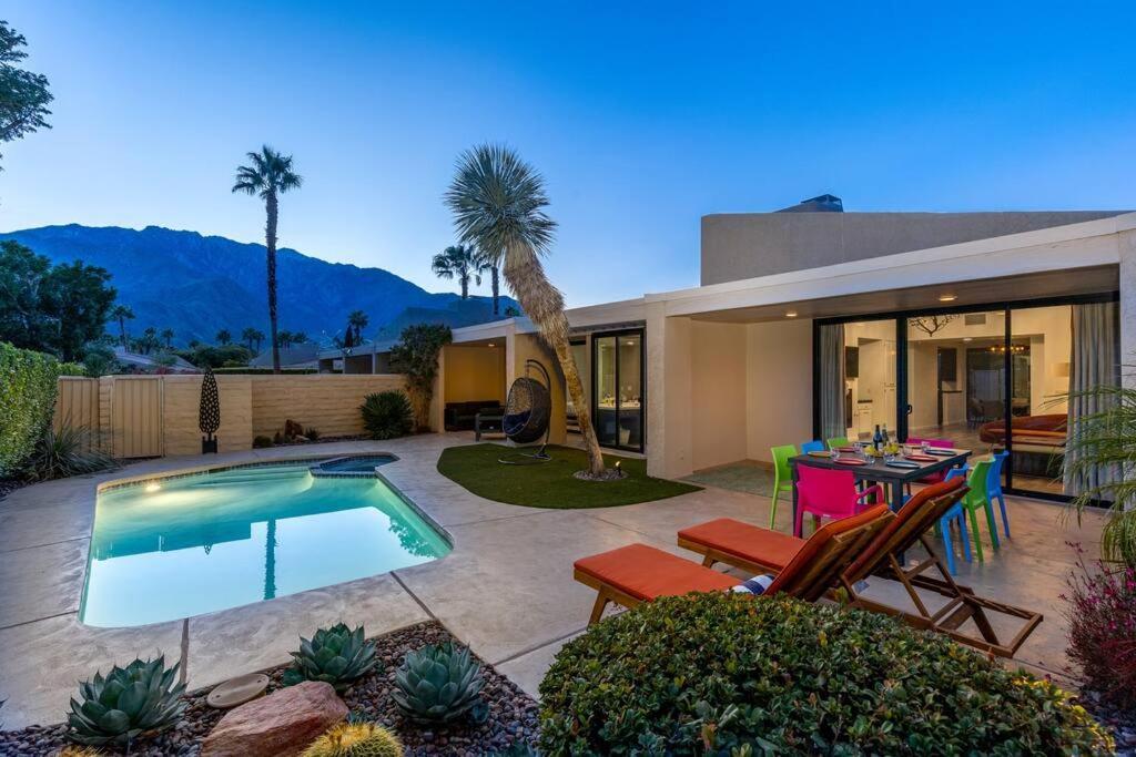 The Sunset House Pool & Spa Palm Springs Extérieur photo