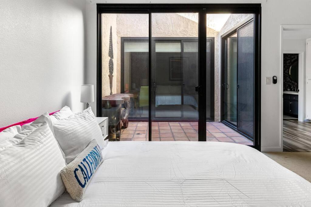 The Sunset House Pool & Spa Palm Springs Extérieur photo